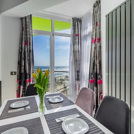Apartment Mamaia Vice Seaview 2 Bedroom N Pool Navodari