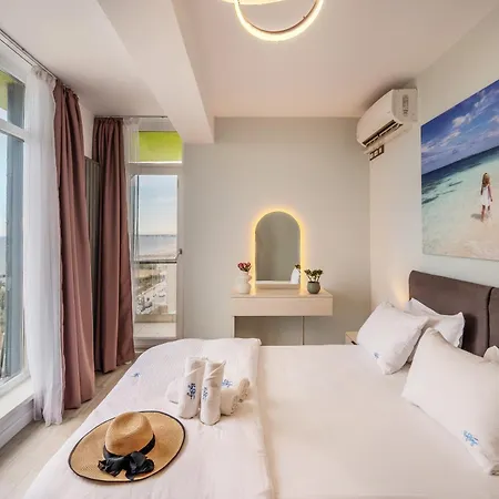 Mamaia Vice Seaview 2 Bedroom N Pool Apartment Navodari