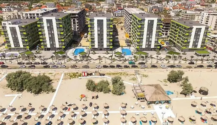 Mamaia Vice Seaview 2 Bedroom N Pool